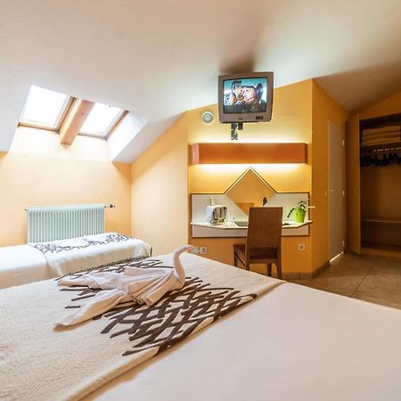 Hotel Les Terres Альдоса Экстерьер фото
