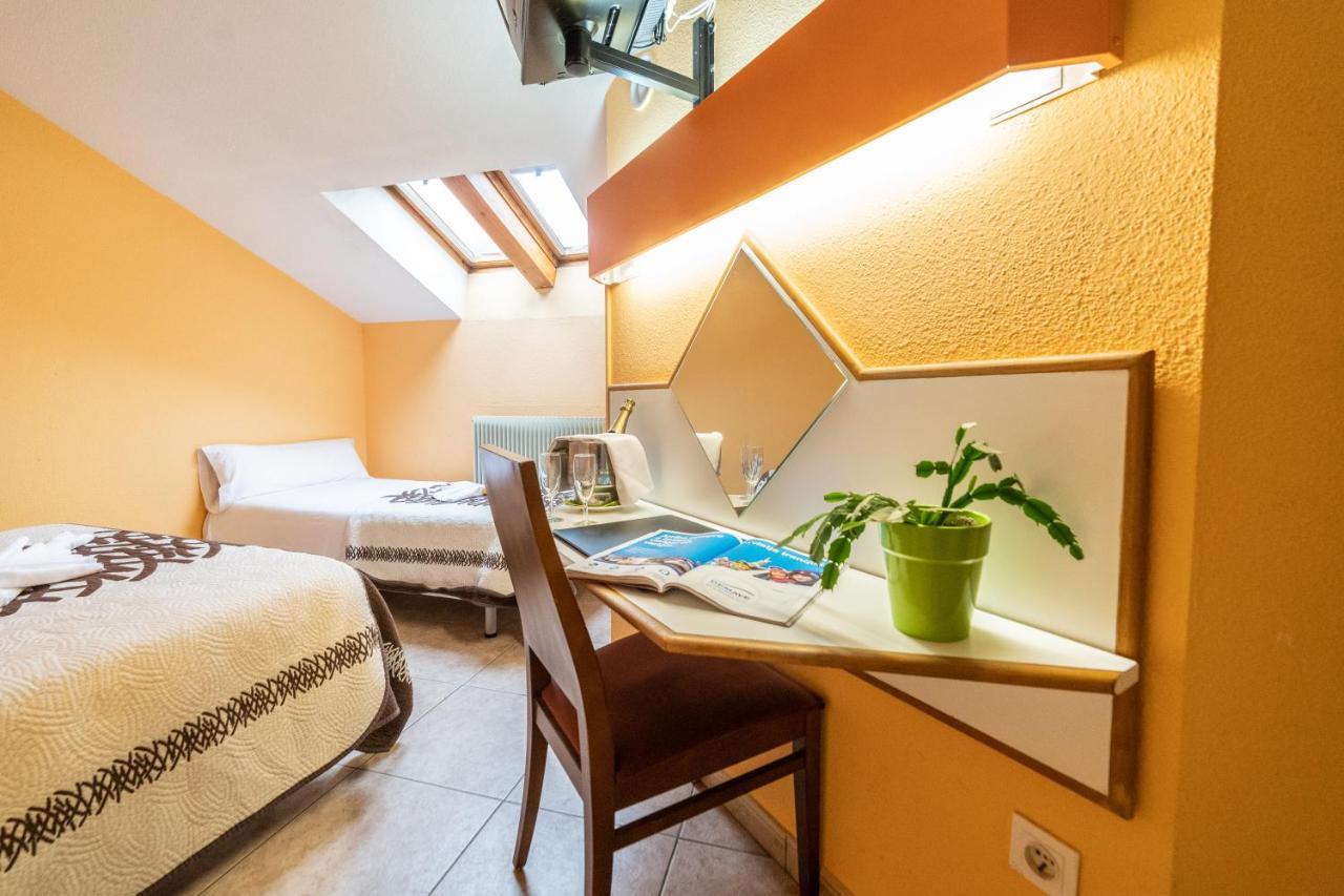 Hotel Les Terres Альдоса Экстерьер фото
