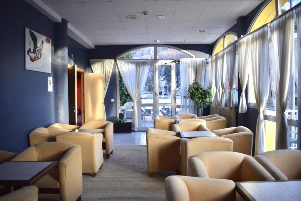 Hotel Les Terres Альдоса Экстерьер фото