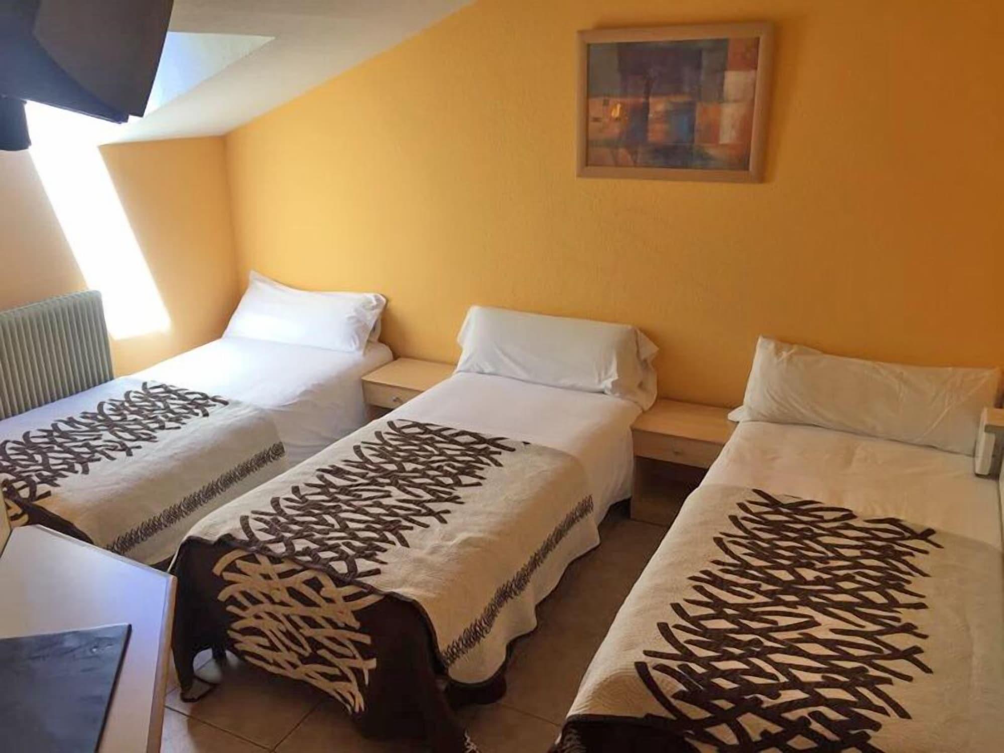 Hotel Les Terres Альдоса Экстерьер фото